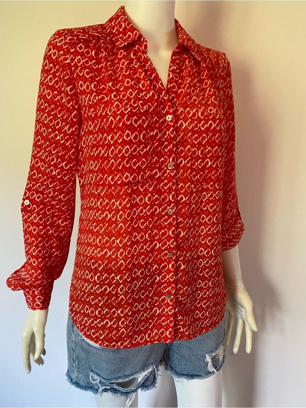 Sung by Alfred Sung Orange & White Geometric Print Button-Down Shirt